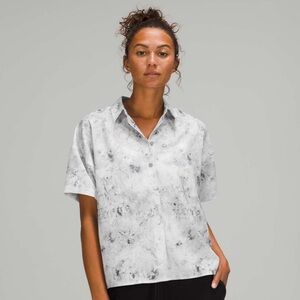 Lululemon Full Day Ahead Short Sleeve Shirt
Aquila Rhino Grey Multi